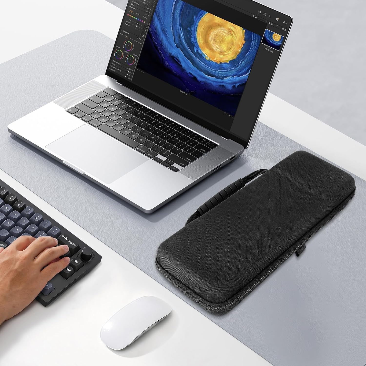 Hard Travel Case for Compact 65% Keyboard, Computer 68 Key Wireless/Wired Keyboard Carrying Storage Bag, Compatible with Keychron Q2/V2, Corsair K65 PRO, ASUS ROG Falchion NX 65%